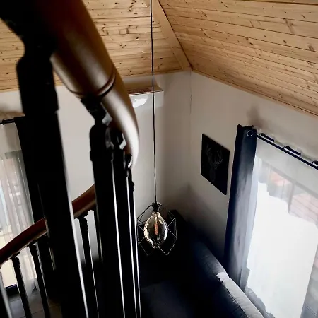Apartment Madarfeszek
